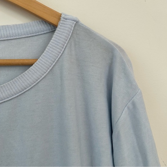 Chaser Top Womens Medium Blue Short Sleeves Blouse - Picture 5 of 7